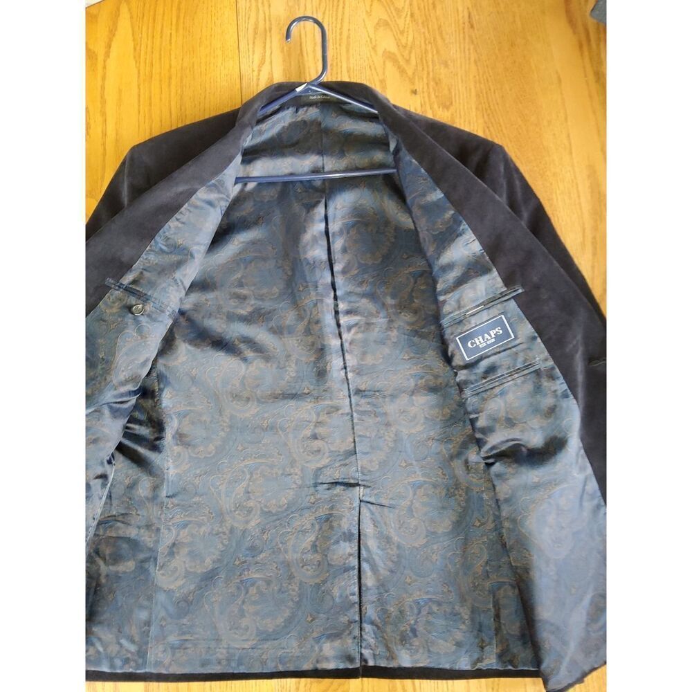 Chaps Men's navy blue corduroy Blazer in with deep blue paisley lining - Picture 3 of 11